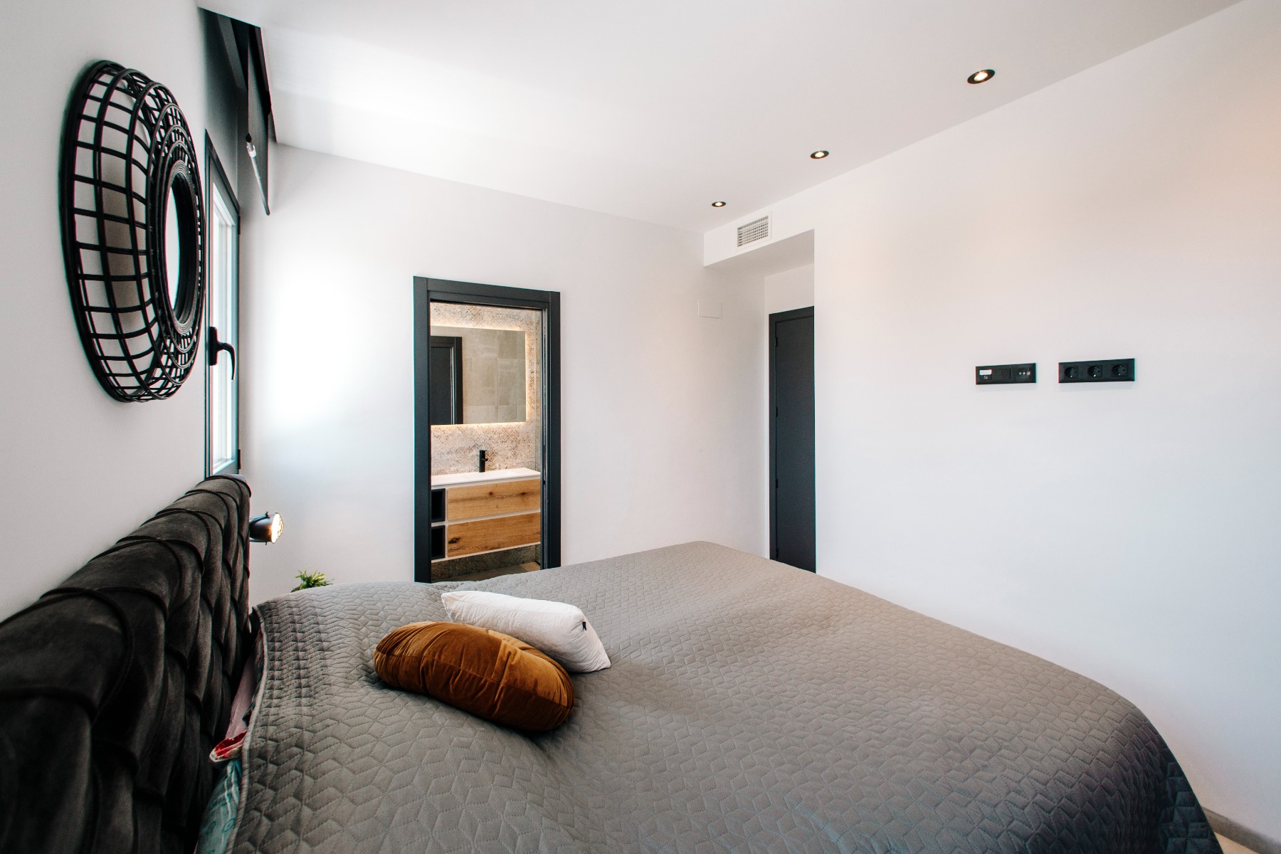 4 bedroom Apartment in Rojales