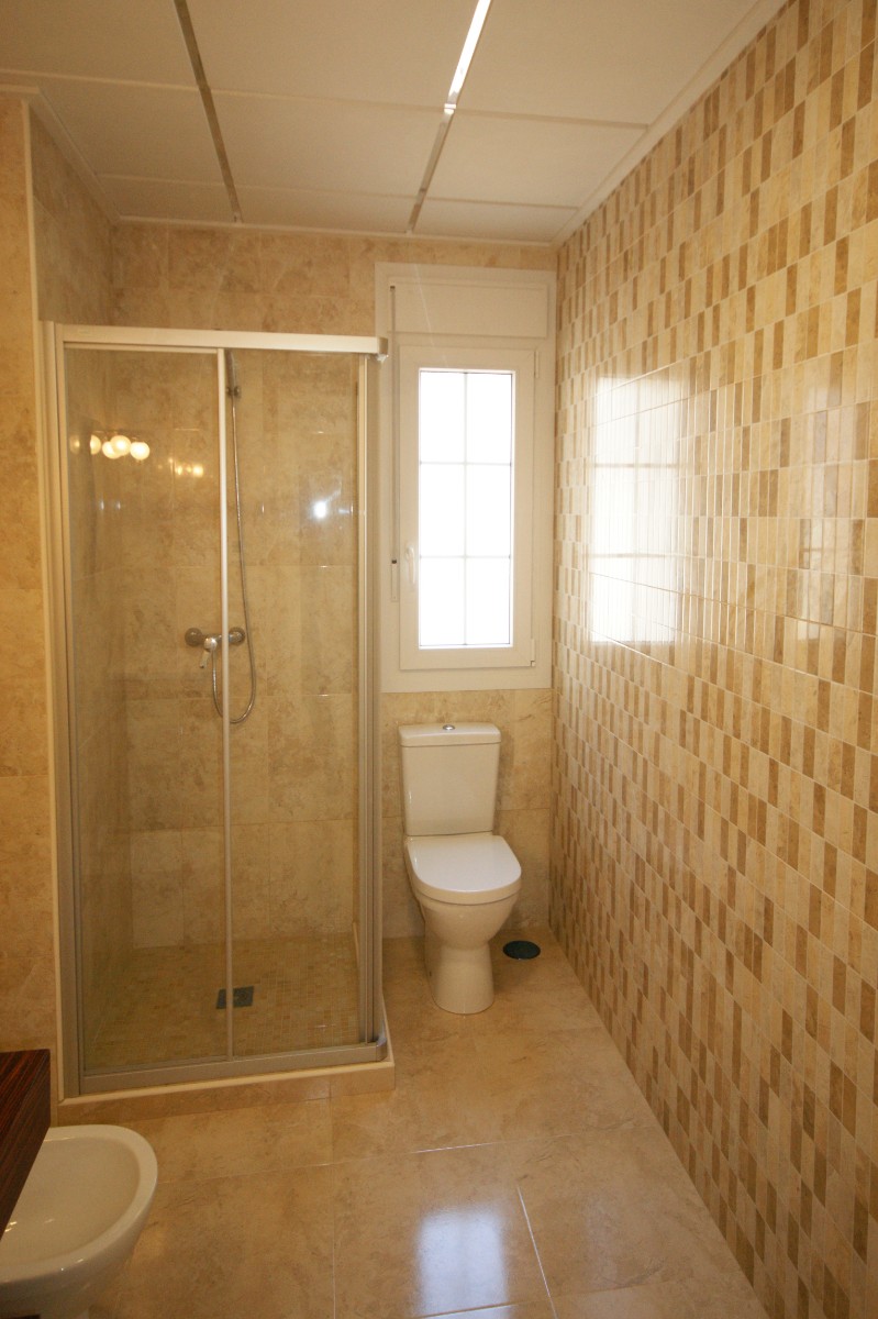 4 bedroom Villa in Cabo Roig