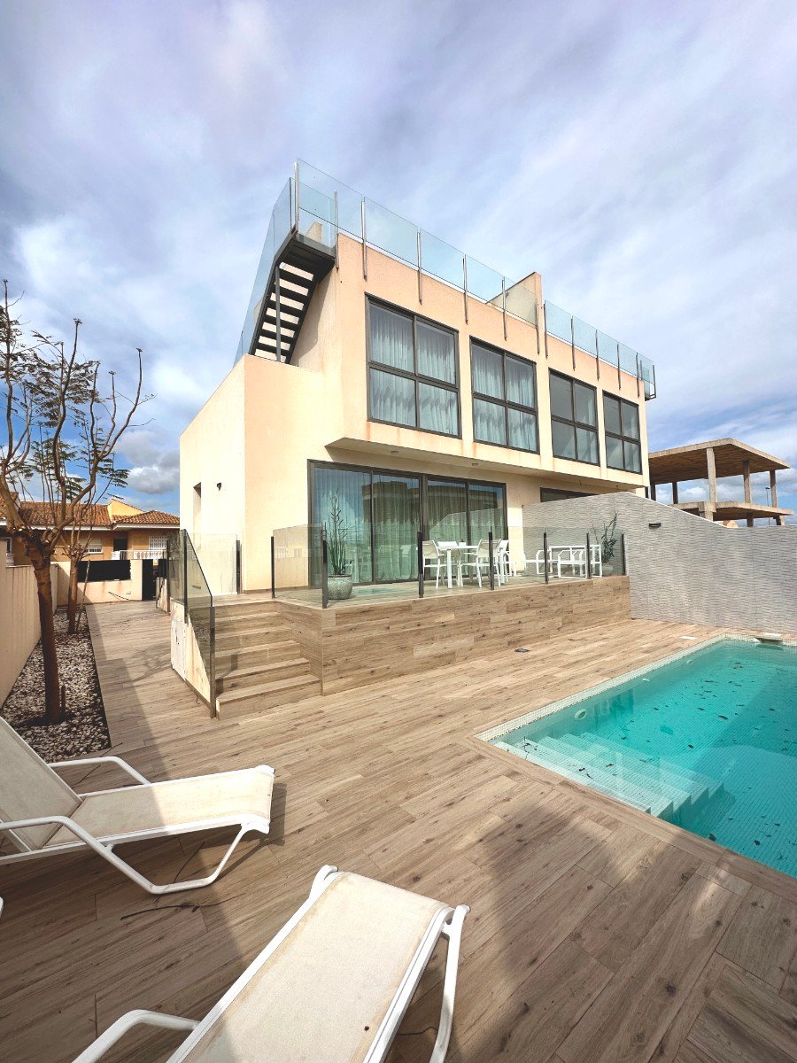 3 bedroom Townhouse in Los Belones