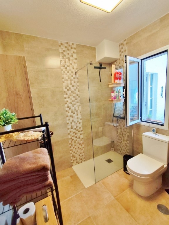 4 bedroom Villa in San Miguel de Salinas