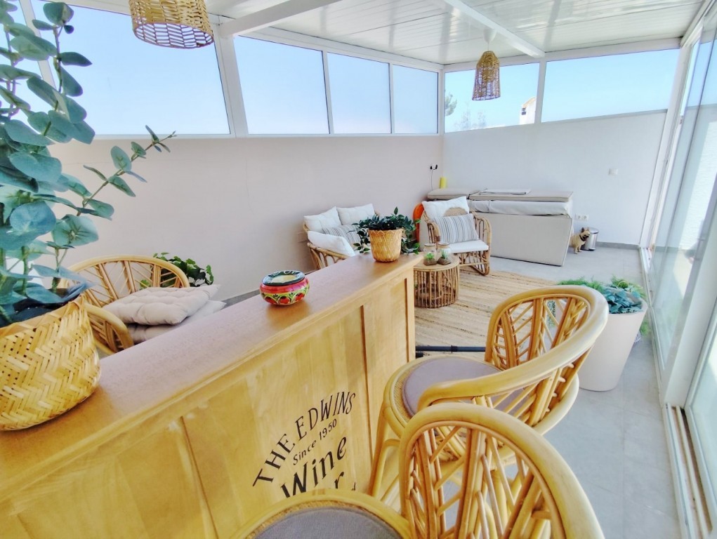 4 bedroom Villa in San Miguel de Salinas