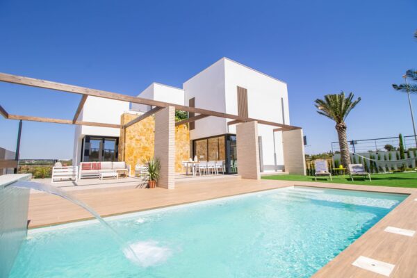 4 bedroom Villa in Orihuela Costa