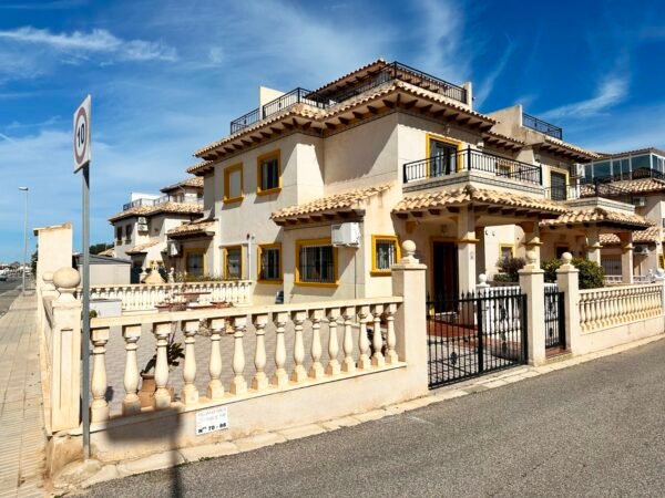 2 bedroom Townhouse in Orihuela Costa