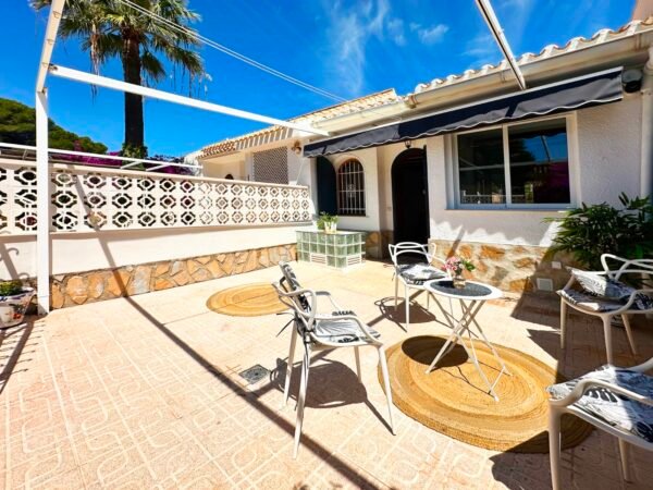 3 bedroom Townhouse in Orihuela Costa
