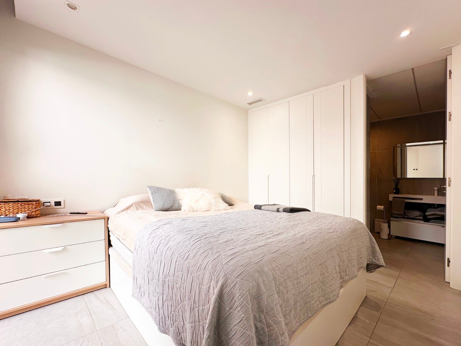 5 bedroom Villa in San Miguel de Salinas