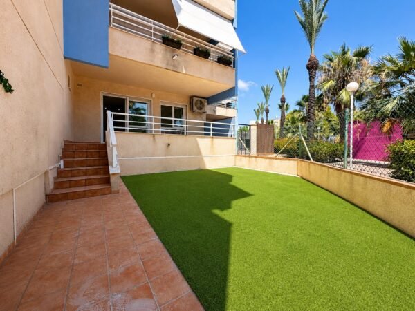 2 bedroom Apartment in Orihuela Costa