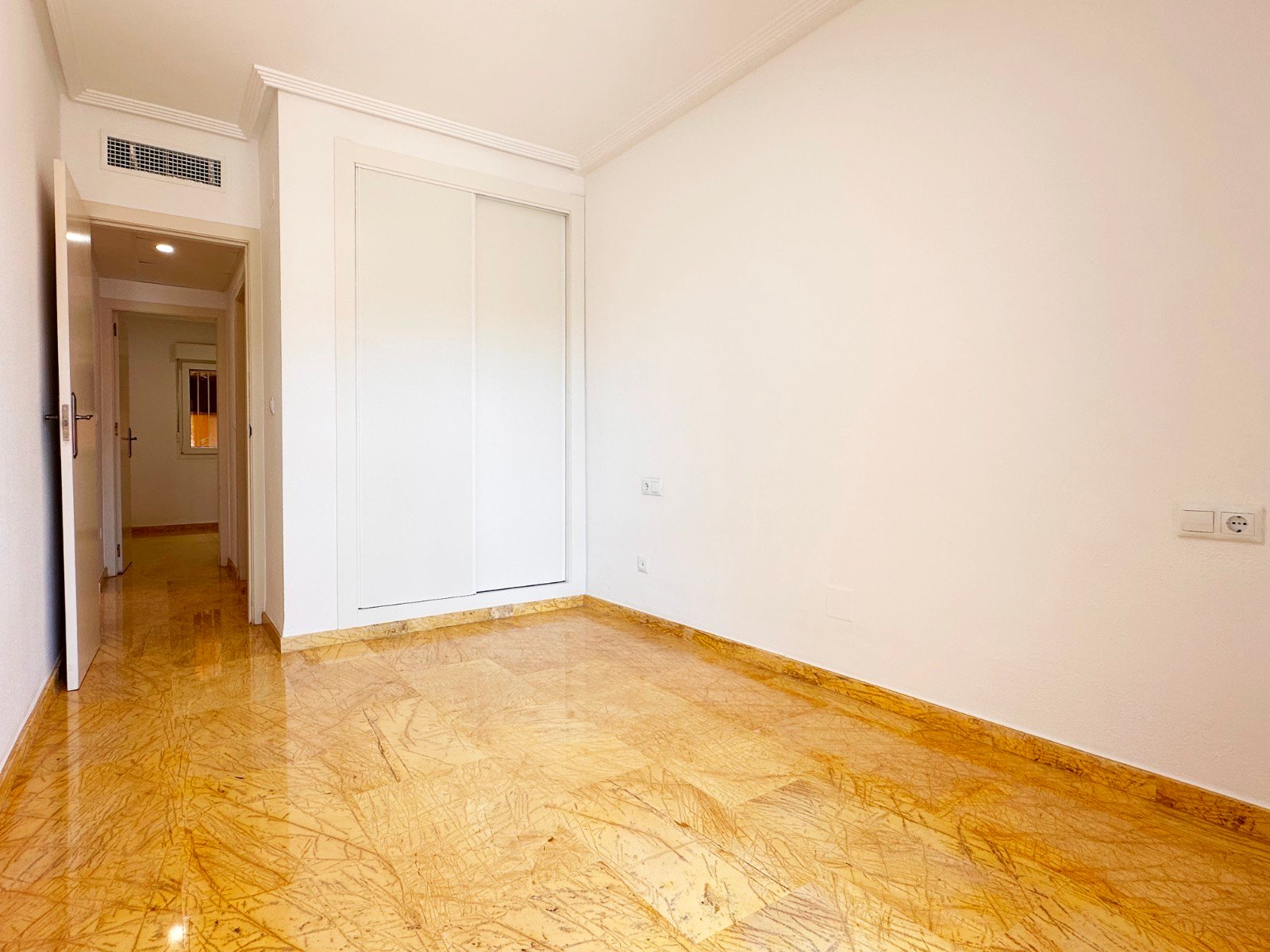 2 bedroom Apartment in Orihuela Costa